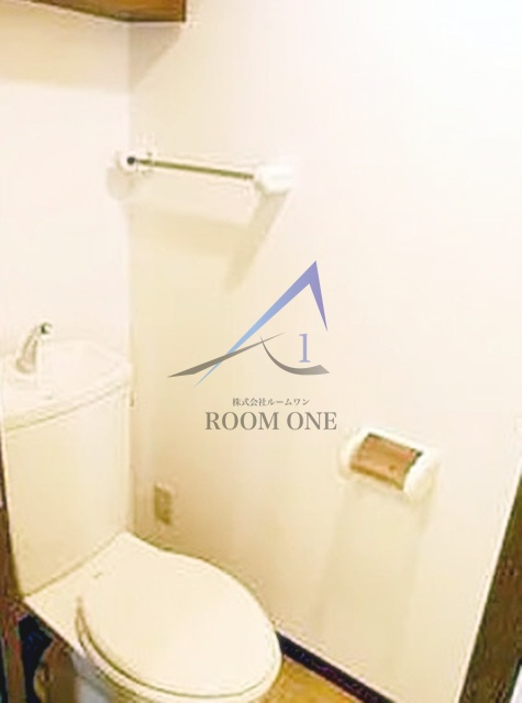 小形ビルのトイレ|トイレです。