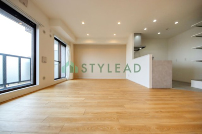 【居間・リビング】 | ナイスアーバンヒルズ鶴見旭台