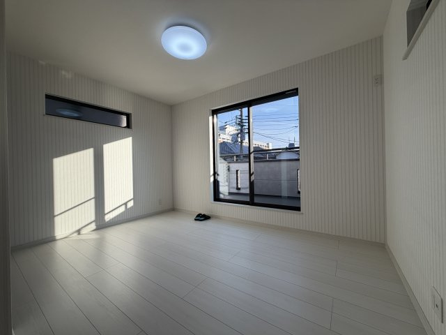 今津水波町新築戸建の洋室