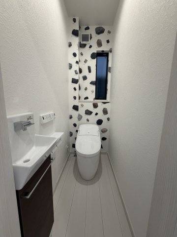 今津水波町新築戸建のトイレ