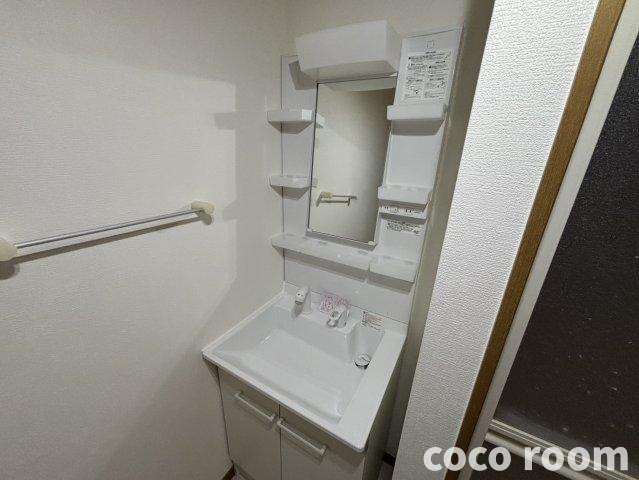 西焼津メゾン小石川の洗面所