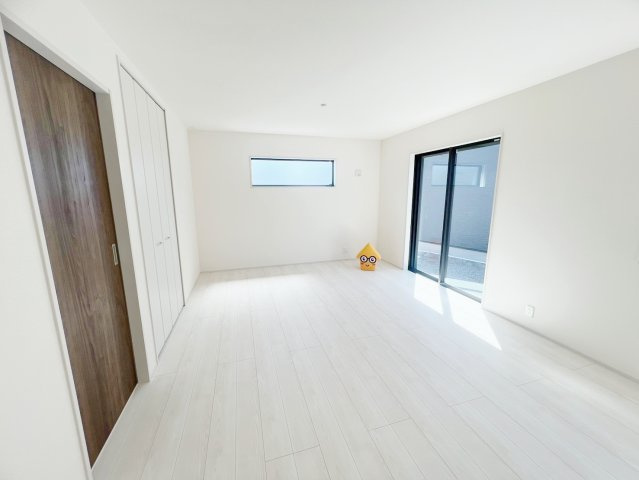 島田市金谷根岸町／　新築戸建の居間・リビング