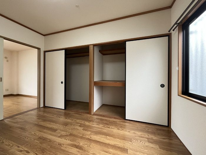グランデュール高柳　A棟の収納