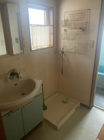 和歌山市松島の独立洗面台