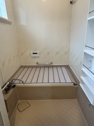 龍ケ崎市長山８丁目　中古の浴室