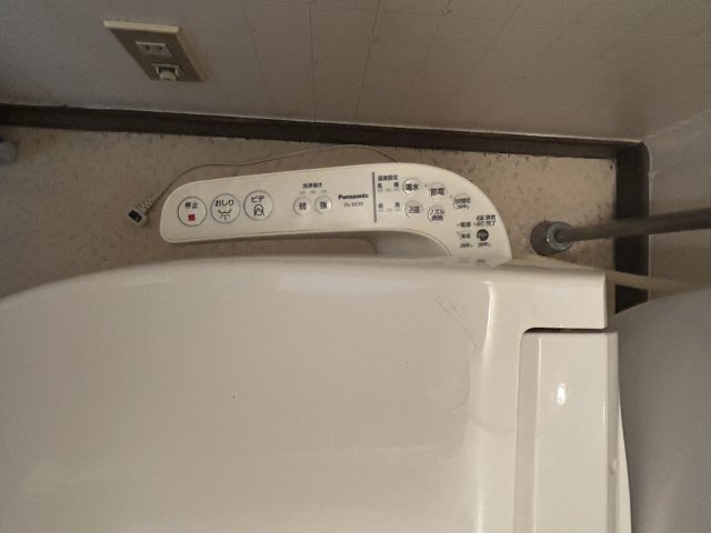 龍ケ崎市長山８丁目　中古のトイレ