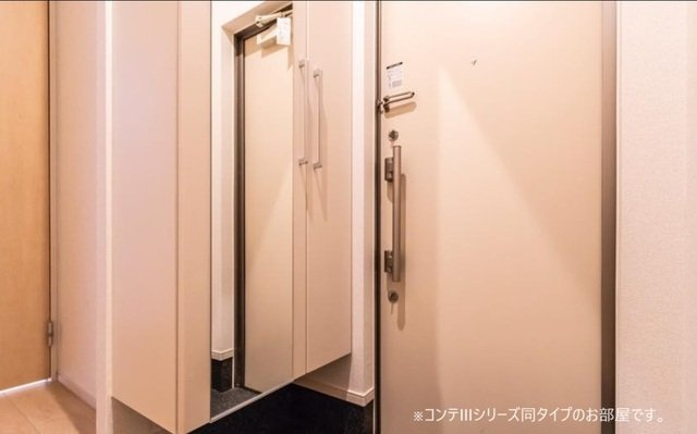 ルミエールの玄関