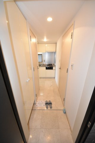 カイセイ本町の玄関