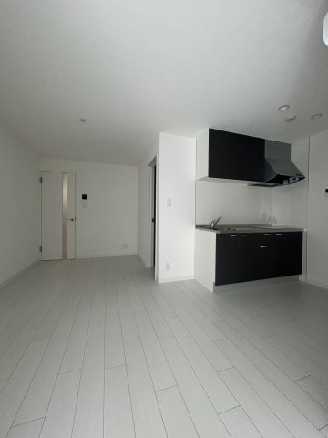 ＥＩＪＵ加島Ｂの居間・リビング