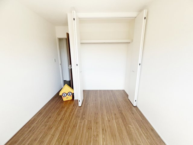 島田市金谷根岸町／　新築戸建の洋室