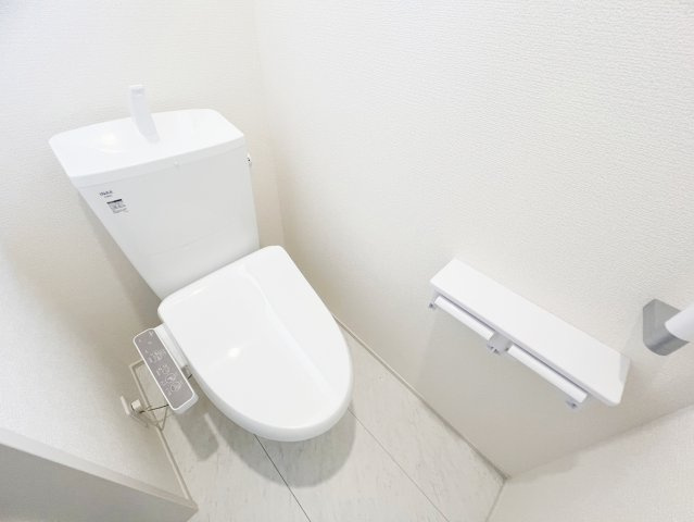 島田市金谷根岸町／　新築戸建のトイレ