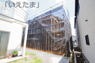 【外観】 | 【仲介手数料無料！！】日野市上田　新築戸建て（全5棟）1号棟　4980万円 | 1号棟　令和8年5月15日撮影　建築中