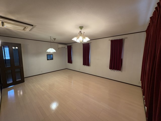 杉並区　戸建ての居間・リビング