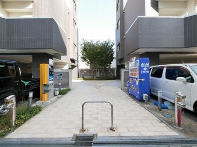 【エントランス】 | グラマシー十三東3rd
