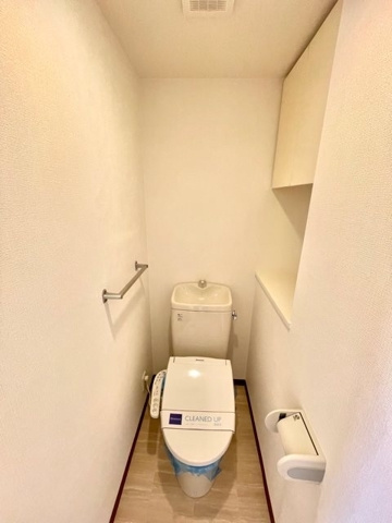 新品家具付きマンション岩本町1A(KaGood東京)のトイレ