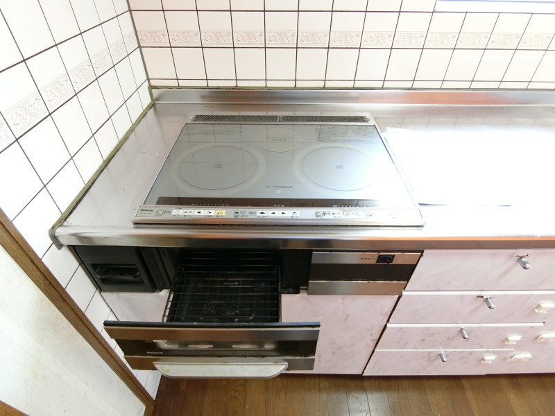 あきる野市雨間　オール電化付中古戸建のキッチン|IHヒーターになります♪