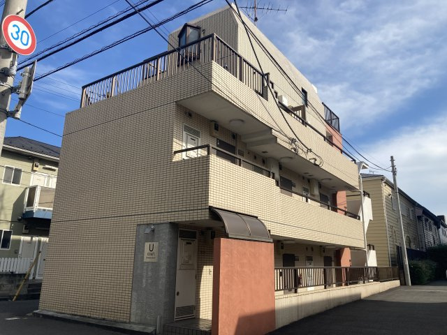 ユーコート市川南の外観