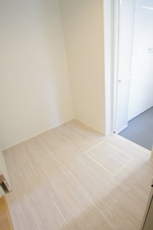 【脱衣所】 | 【仲介手数料無料！！】日野市上田　新築戸建て（全5棟）4号棟　4780万円