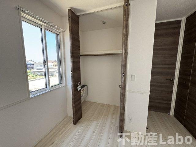 ロイヤルサン　B棟の収納