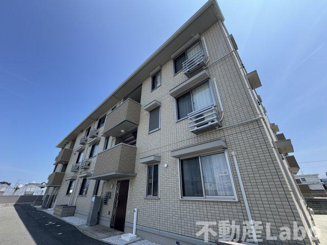 ロイヤルサン　B棟の駐車場