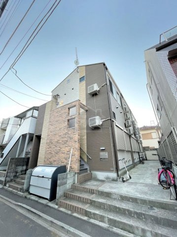 メゾン・プーラ豊島の外観