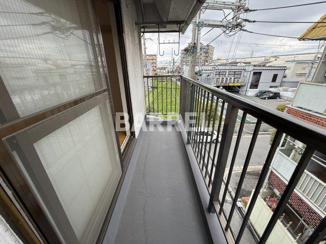 小曽根マンションのバルコニー