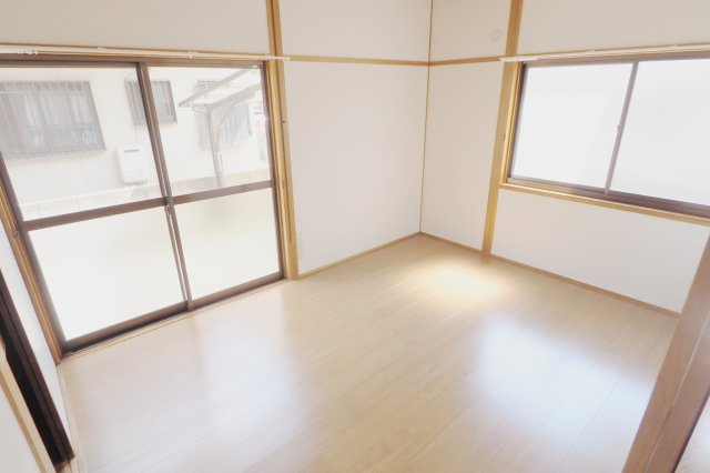 ファミーユ天満A棟戸建ての寝室