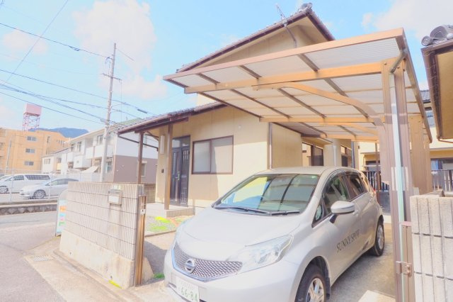 ファミーユ天満A棟戸建ての外観