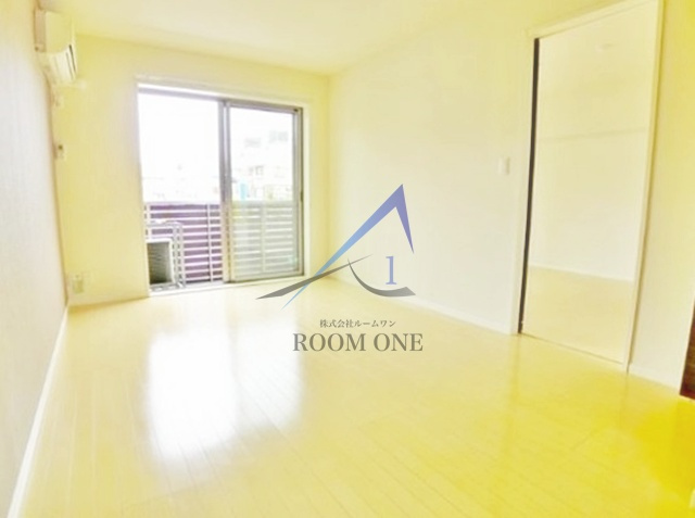 FIRST SCENE Ⅱ番館の寝室|寝室です。