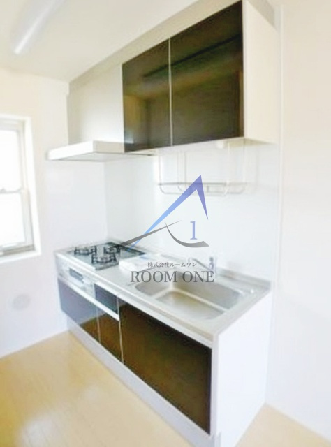 FIRST SCENE Ⅱ番館のキッチン|キッチンです。