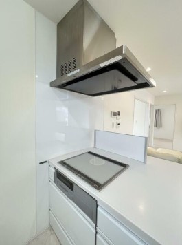 【設備】 | 佐野市堀込町中古住宅 | IHビルトインコンロで同時調理可能☆