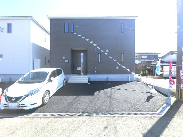 神埼市神埼町本堀第1　２号棟の外観|落ち着いた雰囲気の外観です