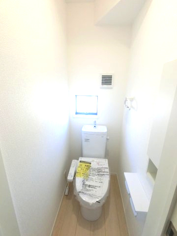 神埼市神埼町本堀第1　２号棟のトイレ|シンプルで使いやすいトイレです