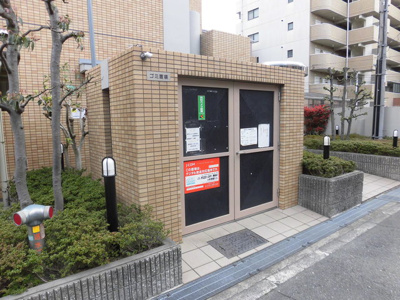【その他共用部分】 | プリオール上新庄 | 敷地何にゴミ置き場があります