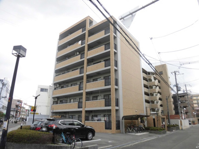 【外観】 | プリオール上新庄 | シンプルなデザインの清潔感ある外観です