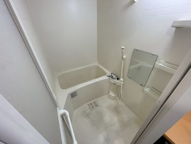 ルクレ西長堀の浴室