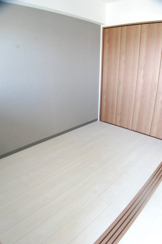 アンフィニⅩⅦマローネの寝室