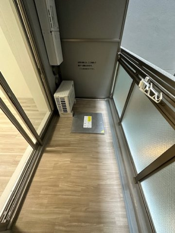 大阪市中央区谷町１丁目の賃貸マンションのバルコニー
