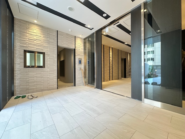 大阪市中央区谷町１丁目の賃貸マンションのロビー