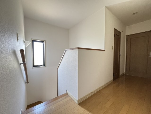 【角地】屋根外壁塗装・クロス貼替・庭,駐車場付きの河内郡の中古住宅のその他