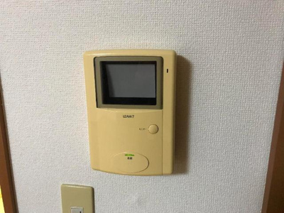 【設備】 | リバパレス高井戸 | カメラ付インターホン