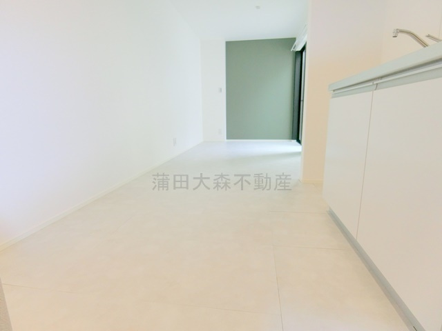 Gloss Terraceの居間・リビング|洋室14.3帖