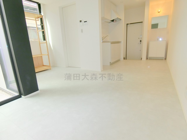 Gloss Terraceの居間・リビング|洋室14.3帖