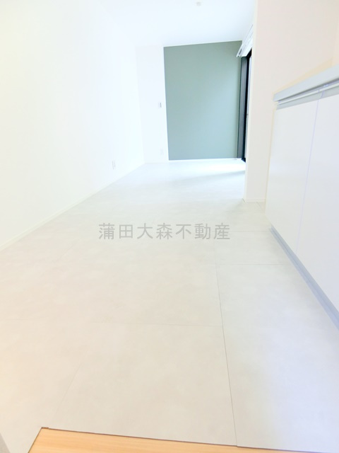 Gloss Terraceの居間・リビング|洋室14.3帖