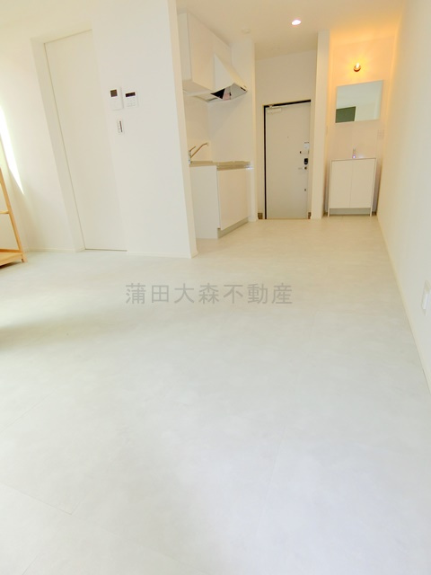 Gloss Terraceの居間・リビング|洋室14.3帖