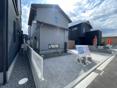 【前面道路含む現地写真】 | 今治市山路　建売住宅2号棟