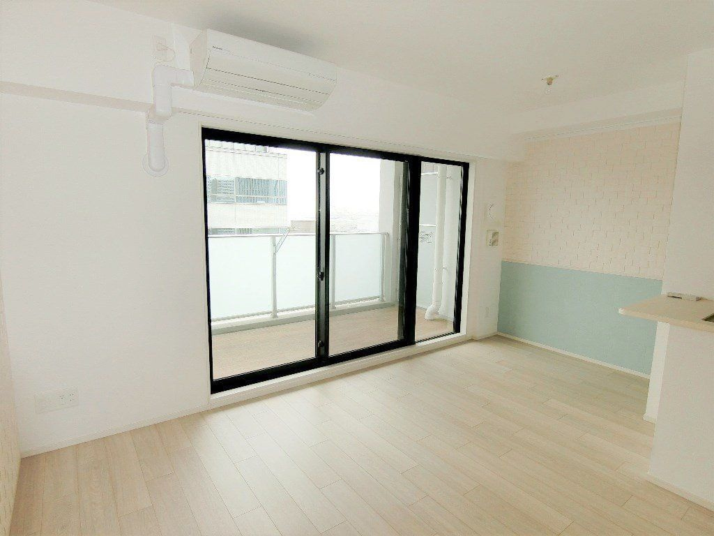 ワコーレ神戸三宮トラッドタワーの居間・リビング