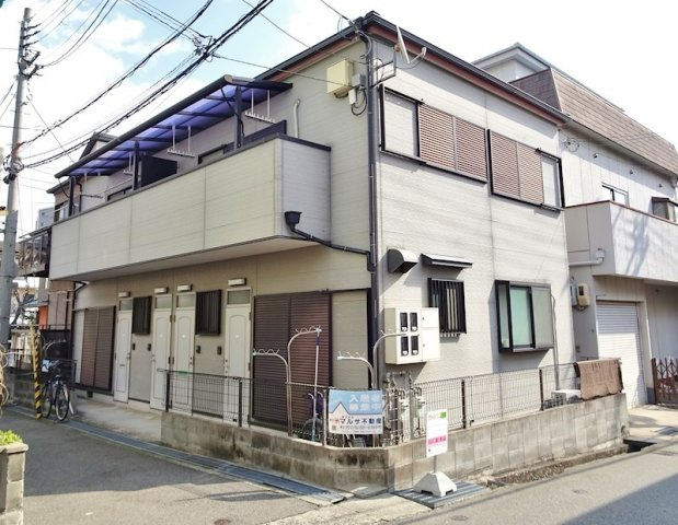 髙下ハイツの外観