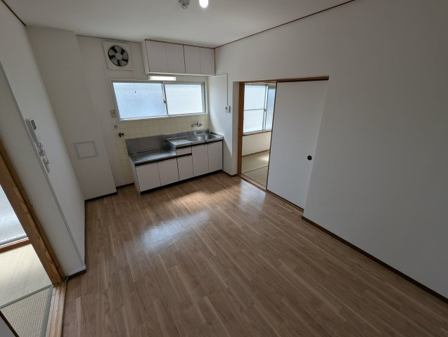 百楽マンションの居間・リビング