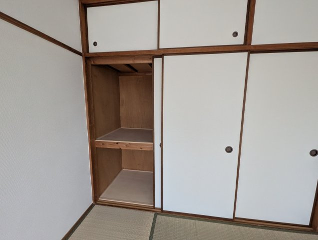 百楽マンションの収納